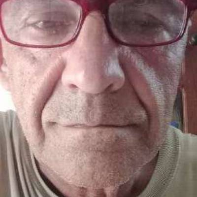  Hombre de 66 años Constitución