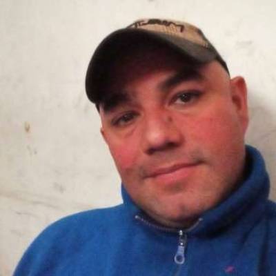  Hombre de 45 años Mataderos