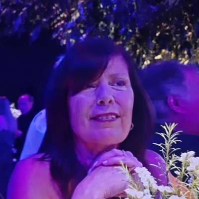  Mujer de 59 años Saavedra