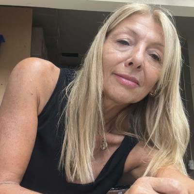  Mujer de 64 años Saavedra