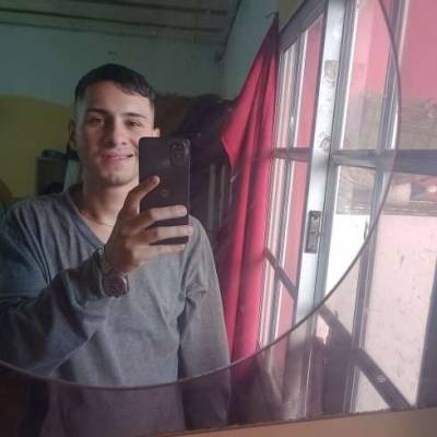  Hombre de 30 años Berazategui