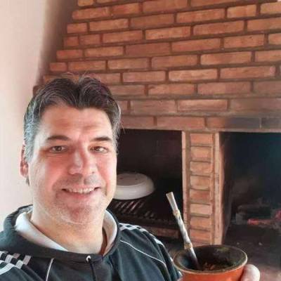  Hombre de 48 años San Justo