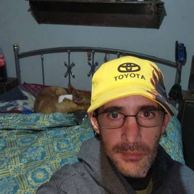  Hombre de 43 años Salta