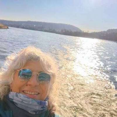  Mujer de 66 años Ezeiza