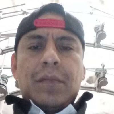  Hombre de 44 años Los Angeles