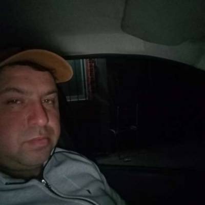 Hombre de 34 años San Cristobal