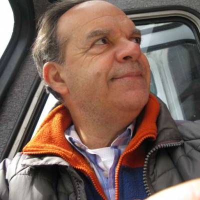  Hombre de 74 años Lanus