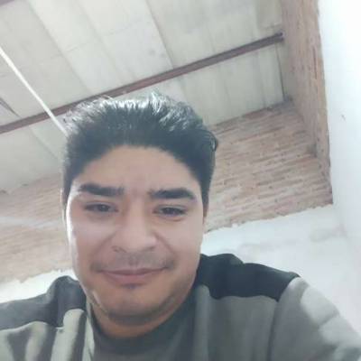  Hombre de 33 años San Miguel de Tucuman