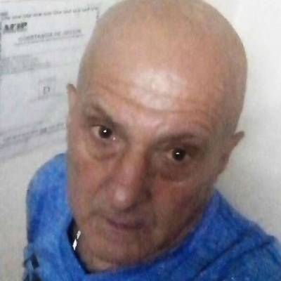  Hombre de 47 años Congreso