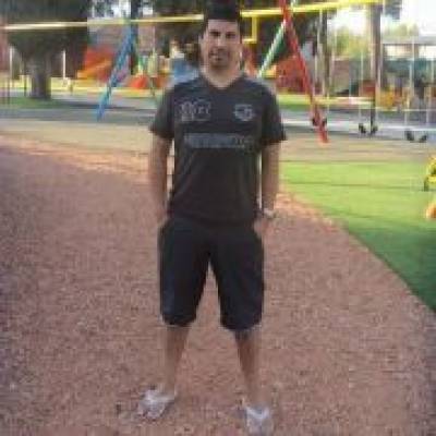  Hombre de 52 años Quilmes