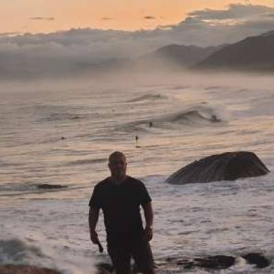  Hombre de 60 años Mataderos