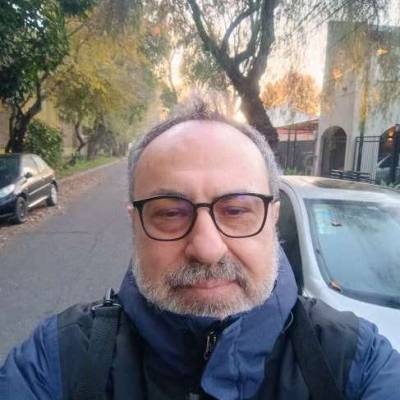  Hombre de 65 años Olivos
