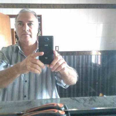  Hombre de 60 años Mendoza