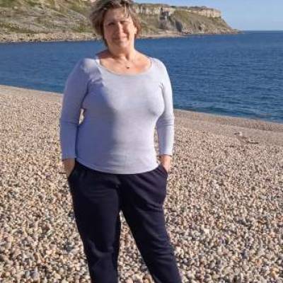  Mujer de 68 años Montevideo