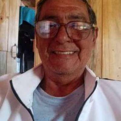 Hombre de 61 años Posadas
