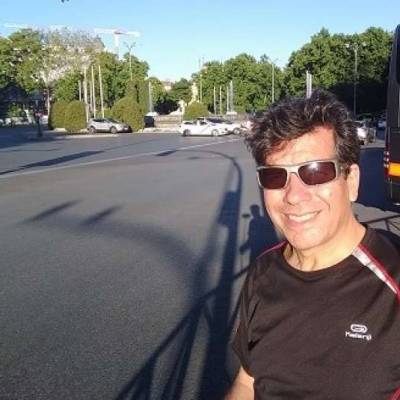  Hombre de 64 años Parque Patricios