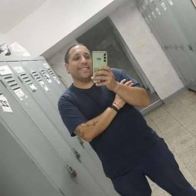  Hombre de 36 años Nueva Pompeya