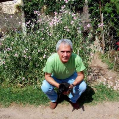  Hombre de +74 años Santa Fe