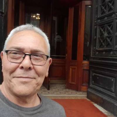  Hombre de 61 años Barracas