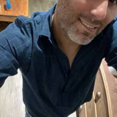  Hombre de 45 años Pehuajo