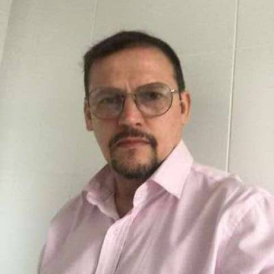 Hombre de 46 años Parana