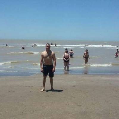  Hombre de 47 años Moreno
