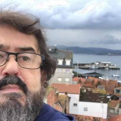  Hombre de 54 años Madrid