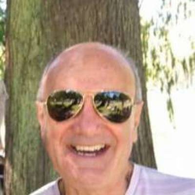  Hombre de 71 años Monserrat