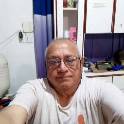  Hombre de 69 años Miramar