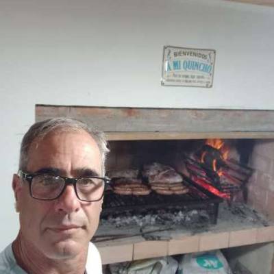  Hombre de 56 años Pigüe