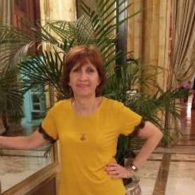  Mujer de 67 años Mataderos