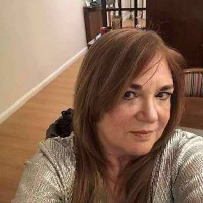  Mujer de 65 años Versalles