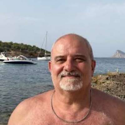  Hombre de 68 años Barracas