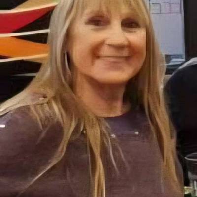 Mujer de 66 años Villa del Parque