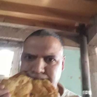  Hombre de 54 años Neuquen