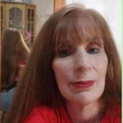 Mujer de 57 años Alte. Brown