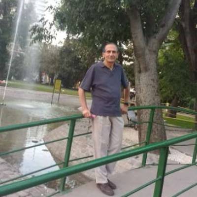  Hombre de +74 años Villa Luro