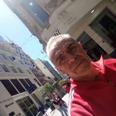  Hombre de 67 años Parque Patricios