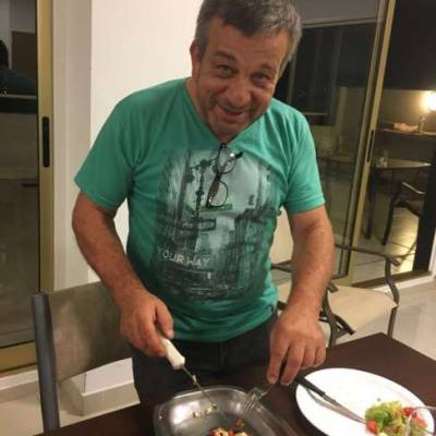  Hombre de 66 años Liniers