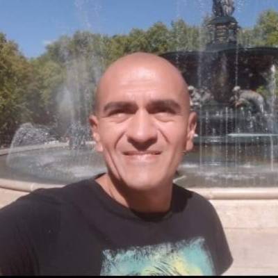  Hombre de 51 años Mendoza