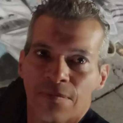  Hombre de 57 años San Nicolas