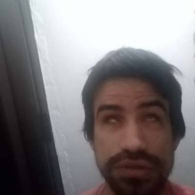  Hombre de 32 años Neuquen