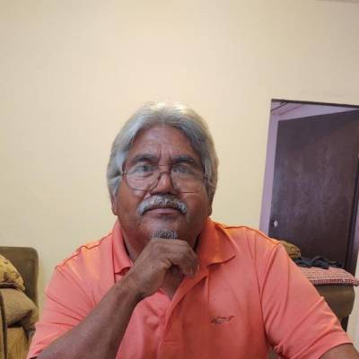  Hombre de 63 años Gustavo Madero