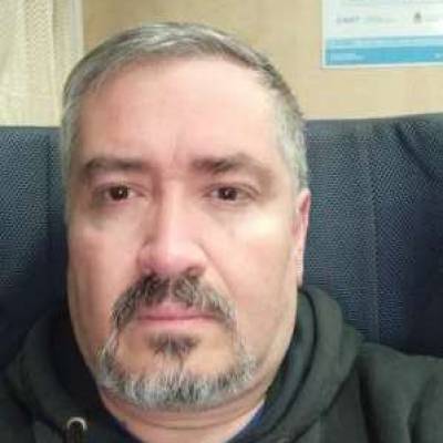  Hombre de 53 años Parque Patricios