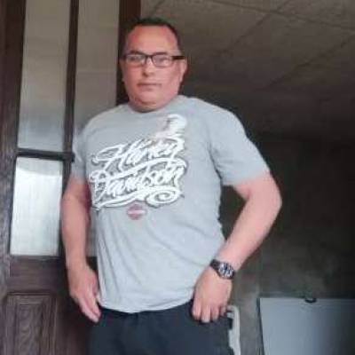  Hombre de 53 años Rafaela