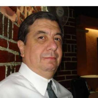  Hombre de 74 años Benito Juárez