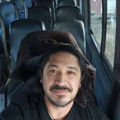  Hombre de 44 años Rio Gallegos