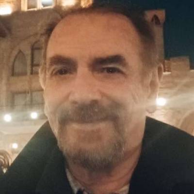  Hombre de 66 años Congreso