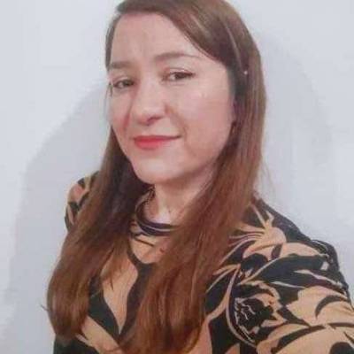  Mujer de 41 años Escobar