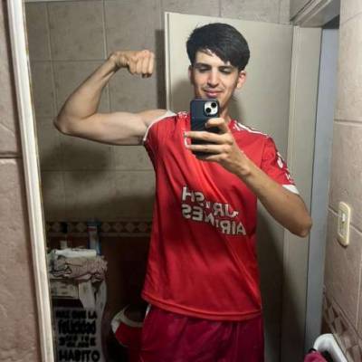  Hombre de 37 años Mercedes
